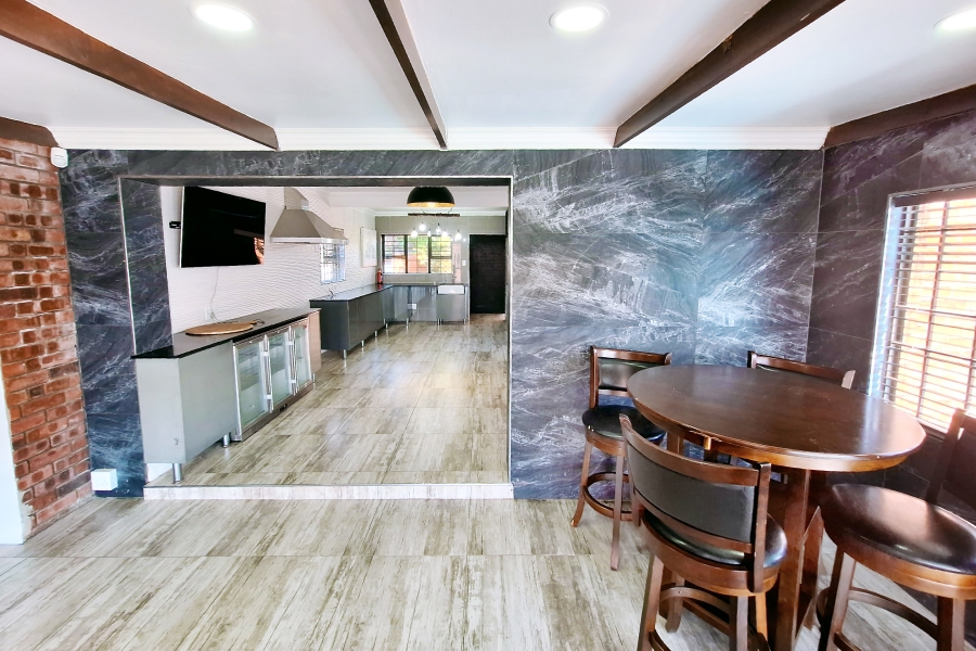 4 Bedroom Property for Sale in Noorsekloof Eastern Cape